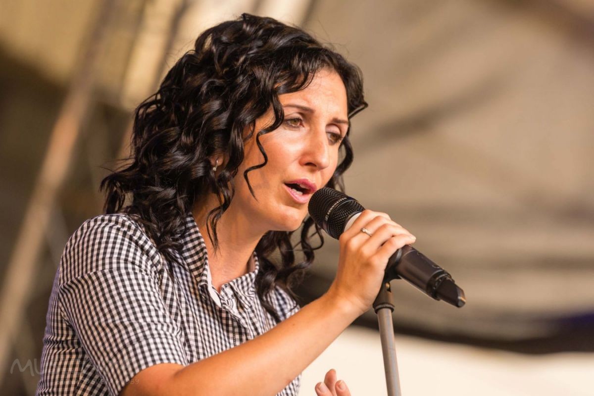 Koncert byl rozdělen mezi dvě stage. Hlavní … Koncert byl rozdělen mezi dvě stage. Hlavní …