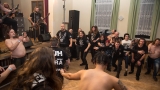 Sál Pohostinství Svrčovec pulsoval metalem s nabroušeným Debustrolem (88 / 95)