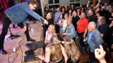 Velikonoční rocková nadílka Extra Bandu revival se v Mrákově vydařila! (33 / 40)