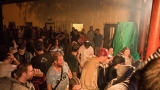 Rocková párty v Nezvěsticích se vydařila, déšť jen umocnil skvělou bigbítovou atmosféru (53 / 118)