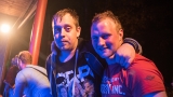 Rocková párty v Nezvěsticích se vydařila, déšť jen umocnil skvělou bigbítovou atmosféru (77 / 118)