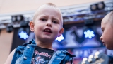 Plzeňský Katr na Malé letní scéně v Nepomuku předvedl stoprocentní výkon (7 / 43)