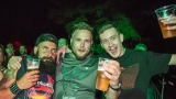Bigbítový Brutus přilákal do Roztok stovky fanoušků, sportovní areál si po roce prošel zatěžkávacím testem (31 / 60)