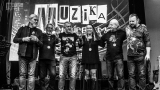 Kapela Eviwatt s moderátorem... (96 / 146)