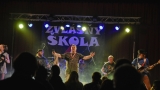 Zvlášňý škola (24 / 64)