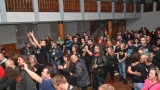 Zvlášňý škola, Zputnik a Aušus aneb „mejdan od A do Z“ ovládl KD Mrákov! (50 / 64)