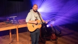 Zpěvák a muzikant Pokáč (34 / 73)