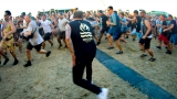DONOTS + mighty fans (79 / 200)