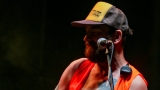 pořadatelé zametají konec festivalu (200 / 200)