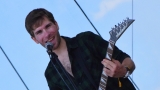 Sobota na festivalu Footfest ve znamění tvrdých kytarových riffů. Zazněly Letokruhy, Svoboda 89 nebo Netáhlo. (2 / 144)