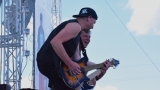 Sobota na festivalu Footfest ve znamění tvrdých kytarových riffů. Zazněly Letokruhy, Svoboda 89 nebo Netáhlo. (85 / 144)