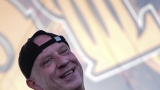 Sobota na festivalu Footfest ve znamění tvrdých kytarových riffů. Zazněly Letokruhy, Svoboda 89 nebo Netáhlo. (95 / 144)