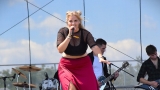 Sobota na festivalu Footfest ve znamění tvrdých kytarových riffů. Zazněly Letokruhy, Svoboda 89 nebo Netáhlo. (134 / 144)