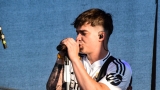 Sobota na festivalu Footfest ve znamění tvrdých kytarových riffů. Zazněly Letokruhy, Svoboda 89 nebo Netáhlo. (39 / 68)