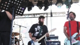 Sobota na festivalu Footfest ve znamění tvrdých kytarových riffů. Zazněly Letokruhy, Svoboda 89 nebo Netáhlo. (17 / 48)
