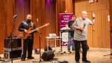 Slovenská jazzová ikona Peter Lipa na prknech plzeňské scény v Domě hudby (46 / 60)