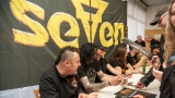 Kapela Seven - autogramiáda (11 / 20)