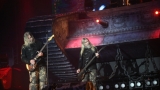 Fenomenální Sabaton znovu fascinoval Plzeň! Obří tank, výpravná scéna, hity i "Ještě jedno pivo" nadchli lochotínský Amfiteátr (133 / 191)