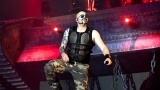 Fenomenální Sabaton znovu fascinoval Plzeň! Obří tank, výpravná scéna, hity i "Ještě jedno pivo" nadchli lochotínský Amfiteátr (157 / 191)