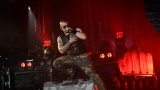 Fenomenální Sabaton znovu fascinoval Plzeň! Obří tank, výpravná scéna, hity i "Ještě jedno pivo" nadchli lochotínský Amfiteátr (165 / 191)