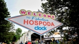 Hvězdná jména světové i české hudební scény, střídavé počasí, komfort  a nekonečná párty! Vyprodaný Rock for People ustál nepřízeň počasí  a těšil se rekordní návštěvnosti (12 / 106)