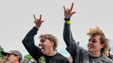 Hvězdná jména světové i české hudební scény, střídavé počasí, komfort  a nekonečná párty! Vyprodaný Rock for People ustál nepřízeň počasí  a těšil se rekordní návštěvnosti (48 / 106)