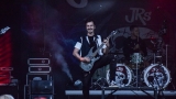Jacker's a Tlustá Berta ovládli v půlce července letní parket v Hořepníku. (1 / 57)