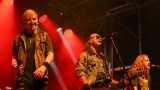 Vyprodaný Pekelný ostrov opět exceloval! Fanoušky přivítal zbrusu nový plážový areál, Royal Republic, špička české rockmetalové scény a úžasná atmosféra! (23 / 98)