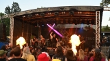 Vyprodaný Pekelný ostrov opět exceloval! Fanoušky přivítal zbrusu nový plážový areál, Royal Republic, špička české rockmetalové scény a úžasná atmosféra! (24 / 98)