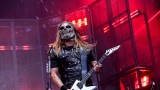 Vyprodaný Pekelný ostrov opět exceloval! Fanoušky přivítal zbrusu nový plážový areál, Royal Republic, špička české rockmetalové scény a úžasná atmosféra! (47 / 99)