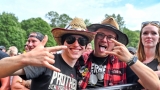 Vyprodaný Pekelný ostrov opět exceloval! Fanoušky přivítal zbrusu nový plážový areál, Royal Republic, špička české rockmetalové scény a úžasná atmosféra! (61 / 98)