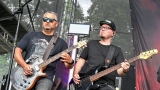 Vyprodaný Pekelný ostrov opět exceloval! Fanoušky přivítal zbrusu nový plážový areál, Royal Republic, špička české rockmetalové scény a úžasná atmosféra! (85 / 99)