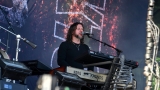 Vyprodaný Pekelný ostrov opět exceloval! Fanoušky přivítal zbrusu nový plážový areál, Royal Republic, špička české rockmetalové scény a úžasná atmosféra! (87 / 99)
