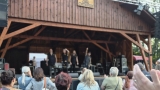 Den obce Ostravice roztančil publikum. Cross Orchestra, Legendy se vrací i Support Lesbiens se postarali o skvělou atmosféru (27 / 87)