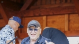 Den obce Ostravice roztančil publikum. Cross Orchestra, Legendy se vrací i Support Lesbiens se postarali o skvělou atmosféru (29 / 87)