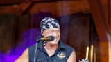Den obce Ostravice roztančil publikum. Cross Orchestra, Legendy se vrací i Support Lesbiens se postarali o skvělou atmosféru (40 / 87)