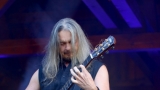 Den obce Ostravice roztančil publikum. Cross Orchestra, Legendy se vrací i Support Lesbiens se postarali o skvělou atmosféru (42 / 87)