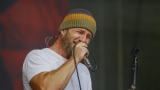 Gulášfest 2026 uzavřel festival ve velkém stylu. Poslední den patřil Poetice, Portless i rockovým legendám (46 / 79)
