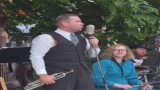 Swing Melody roztančili park za KD Radost. Havířov si užil letní swingovou pohodu (15 / 52)