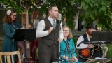 Swing Melody roztančili park za KD Radost. Havířov si užil letní swingovou pohodu (37 / 52)
