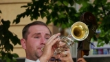Swing Melody roztančili park za KD Radost. Havířov si užil letní swingovou pohodu (50 / 52)