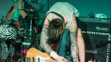 Tří české punk-rockové kapely v rámci turné Czenglish Tour 2017 navštívily Benešov (48 / 50)