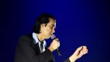 Nick Cave and the Bad Seeds a jejich show v O2 aréně (6 / 24)