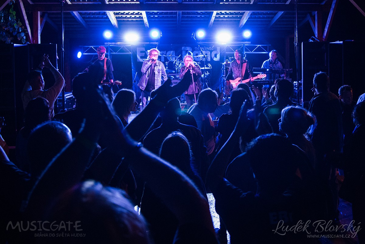 Kapela Extra Band revival