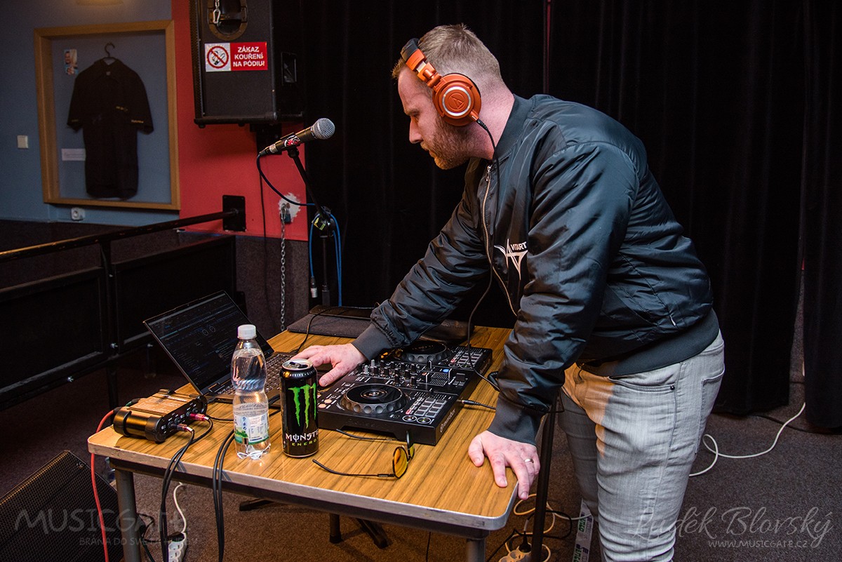DJ Vitart