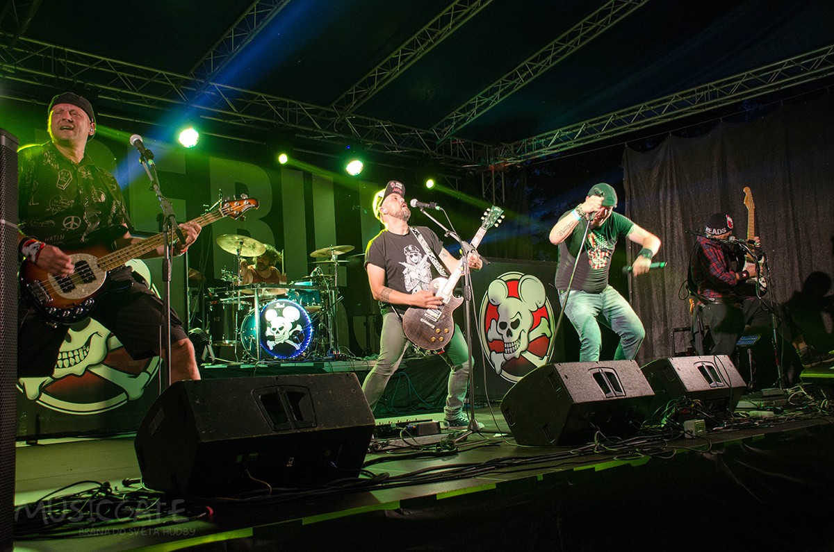 V tento čas se festival přehoupl do své …