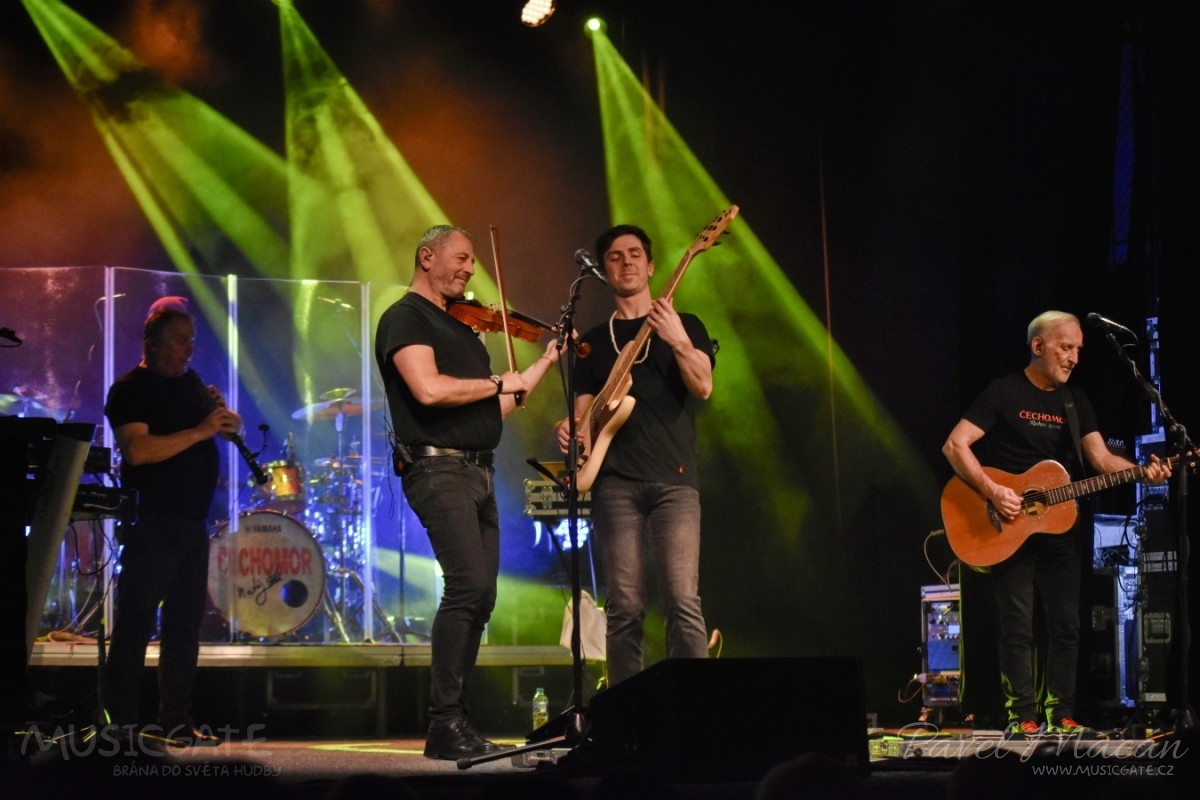 Spojení legendární folkrockové skupiny …