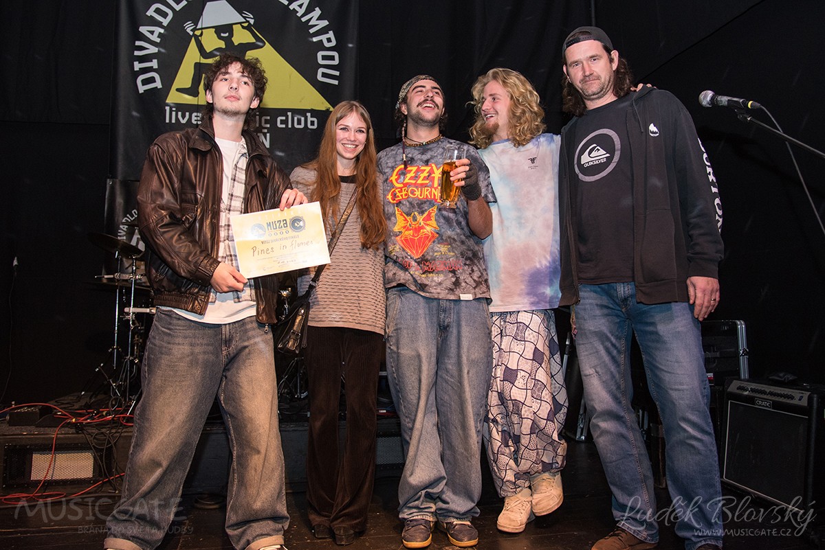 Vítězná kapela Diváckéhop finále - Pines in Flames