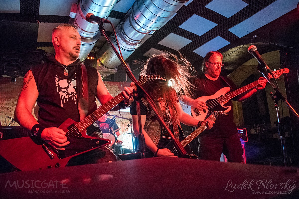 Kapela Bloodcreek