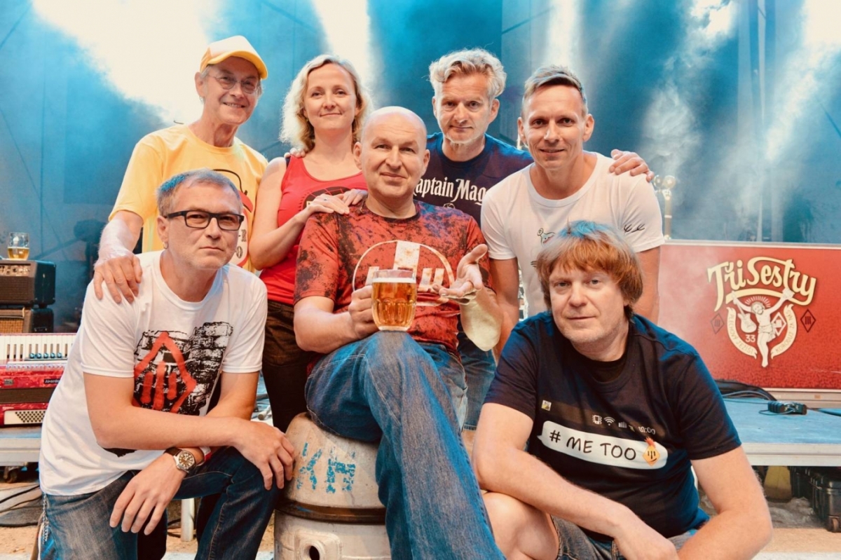 40 LET existence na české hudební scéně, to …